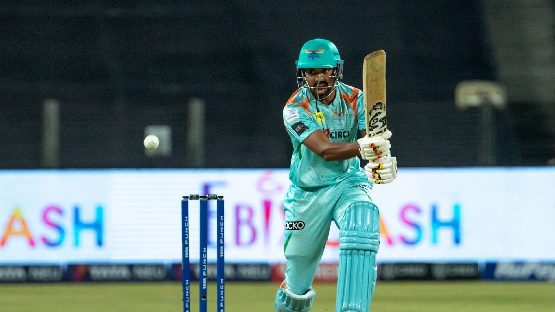 IPL 2022: केएल राहुल ने रचा इतिहास, लगातार 5वें साल लगाया रनों का अंबार,  विराट- धवन भी छूटे पीछे