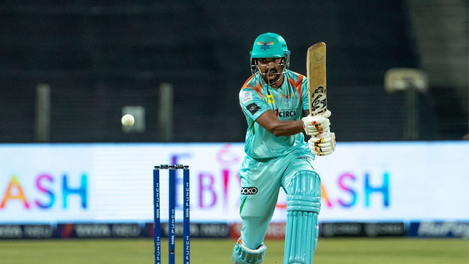 IPL 2022: केएल राहुल ने रचा इतिहास, लगातार 5वें साल लगाया रनों का अंबार,  विराट- धवन भी छूटे पीछे IPL 2022: केएल राहुल ने रचा इतिहास, लगातार 5वें साल लगाया रनों का अंबार,  विराट- धवन भी छूटे पीछे