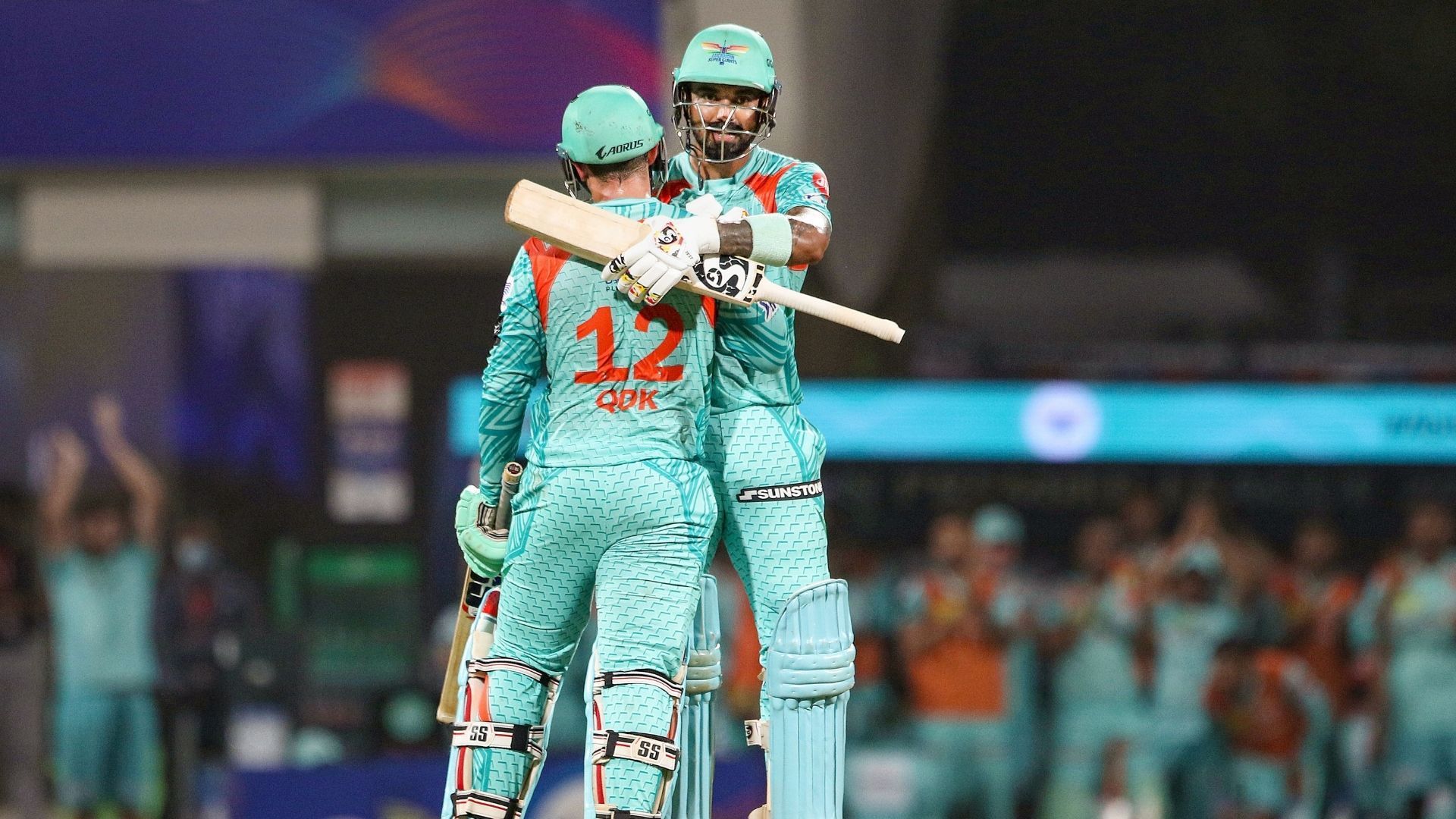 LSG vs KKR: 14 छक्के-13 चौके, डिकॉक-राहुल ने 210 रन की ओपनिंग कर मचाई तबाही, KKR की उड़ी धज्जियां