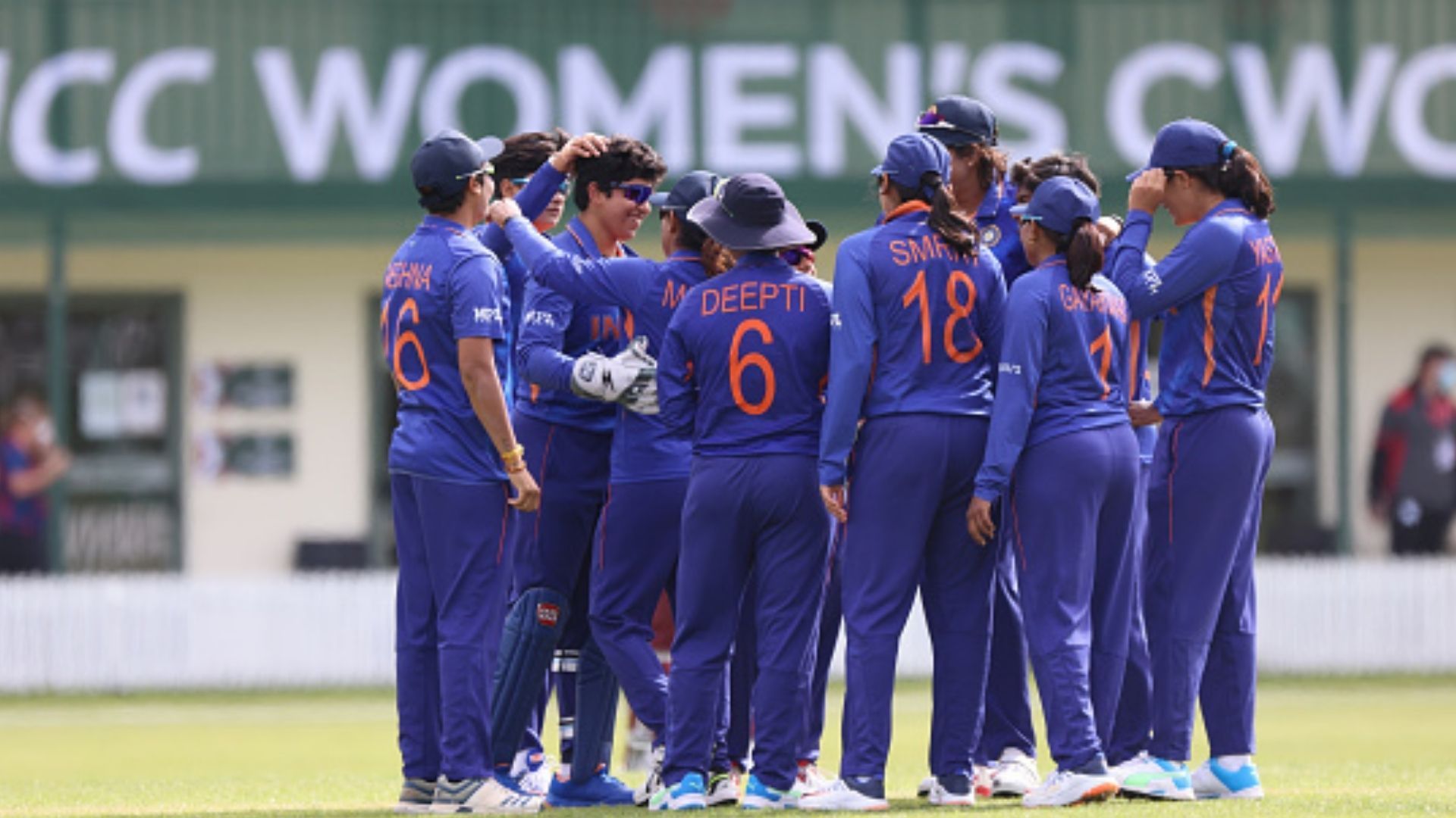 श्रीलंका से भिड़ने के लिए भारतीय महिला टीम तैयार, अगले महीने होगी टी20 और वनडे की जंग