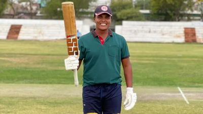 Women's T20 Challenge: किरण नवगिरे ने ट्रेलब्लेजर्स से छीना फाइनल का टिकट, जीतकर भी हारी स्मृति मांधना की ट्रेलब्लेजर्स SportsTak Hindi