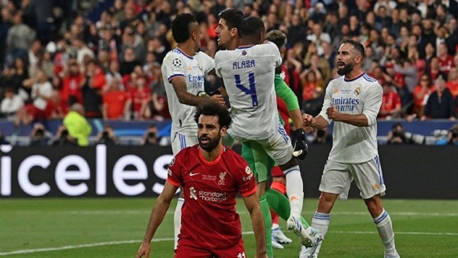UEFA Champions League : 14वीं बार रीयल मैड्रिड ने खिताब पर जमाया कब्ज़ा, लिवरपूल का टूटा सपना UEFA Champions League : 14वीं बार रीयल मैड्रिड ने खिताब पर जमाया कब्ज़ा, लिवरपूल का टूटा सपना