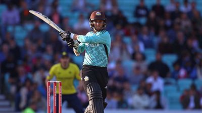 IPL में लगी गंभीर चोट, 7 महीने क्रिकेट से रहा दूर, अब धोनी के साथी ने पहले बनाए 69 रन फिर 5 विकेट का किया करिश्मा SportsTak Hindi