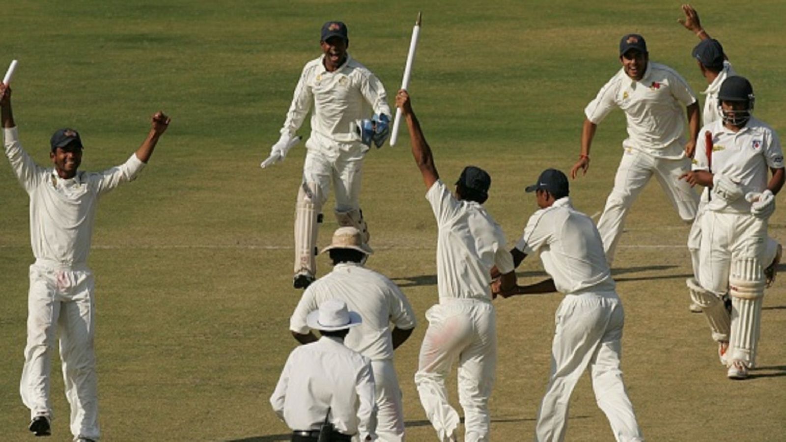 रणजी ट्रॉफी 2022 का दूसरा राउंड 6 जून से, दिग्गज बिखेरेंगे चमक, ये रहा पूरा शेड्यूल रणजी ट्रॉफी 2022 का दूसरा राउंड 6 जून से, दिग्गज बिखेरेंगे चमक, ये रहा पूरा शेड्यूल