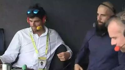 कमेंट्री बॉक्स में आपस में भिड़े एलिस्टर कुक और मोईन अली, कहा- तुमने सभी को बताया था कि, मैं अच्छा कप्तान नहीं SportsTak Hindi