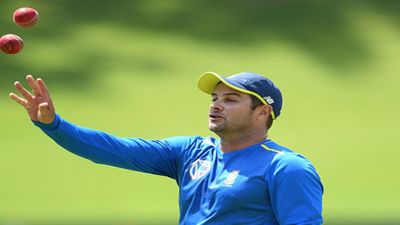 IND vs SA : पूरी सीरीज में किस भारतीय गेंदबाज से घबराया साउथ अफ्रीका, कोच बाउचर ने बताया नाम और कारण SportsTak Hindi