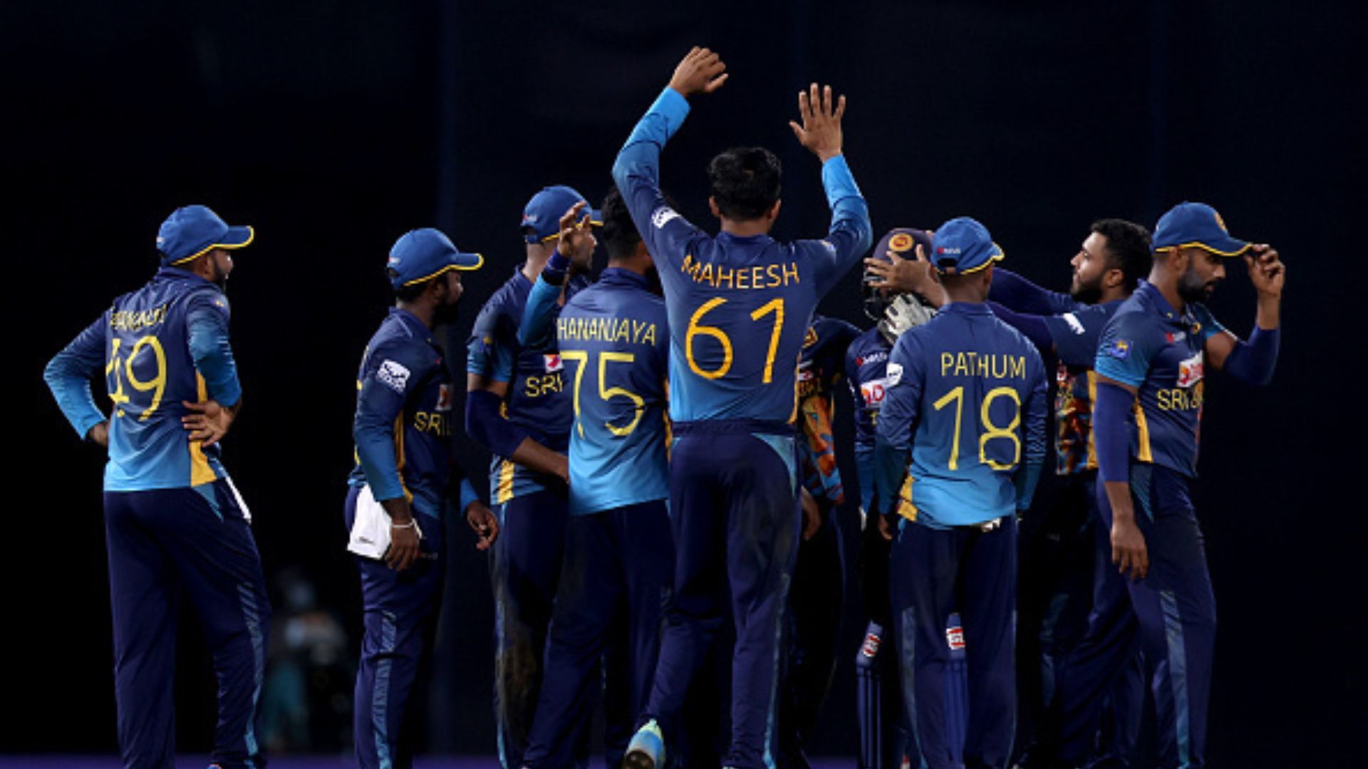 8वें नंबर की श्रीलंकाई टीम ने ऑस्ट्रेलिया को धूल चटाई, 30 साल बाद सीरीज जीतकर तोड़ा रिकॉर्ड