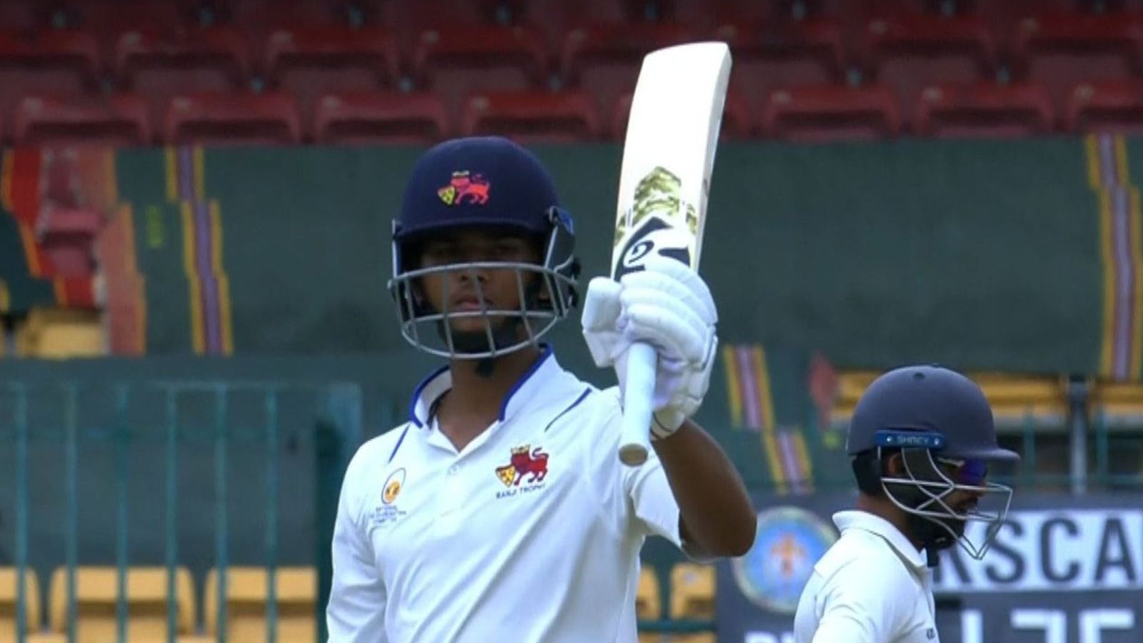 Ranji Final: एमपी के बॉलर्स के आगे मुंबई परेशान, जायसवाल चौथा शतक लगाने से चूके Ranji Final: एमपी के बॉलर्स के आगे मुंबई परेशान, जायसवाल चौथा शतक लगाने से चूके