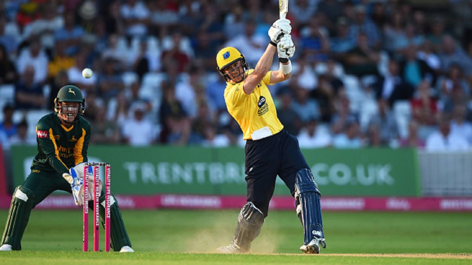 पाकिस्तान के खिलाफ किया था डेब्यू, अब 17 गेंदों में बाउंड्री से ठोके 76 रन, CSK के खिलाड़ी की टीम को 144 रन से रौंदा पाकिस्तान के खिलाफ किया था डेब्यू, अब 17 गेंदों में बाउंड्री से ठोके 76 रन, CSK के खिलाड़ी की टीम को 144 रन से रौंदा