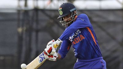 IND vs IRE: दीपक हुड्डा ने करियर के 5वें टी20 मैच में शतक ठोक रचा इतिहास, कर दी रिकॉर्डों की बारिश SportsTak Hindi