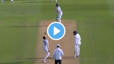 IND vs ENG : 137 की रफ़्तार पर कैसे जो रूट हुए चारो खाने चित, सिराज ने दिया चकमा, देखें Video SportsTak Hindi