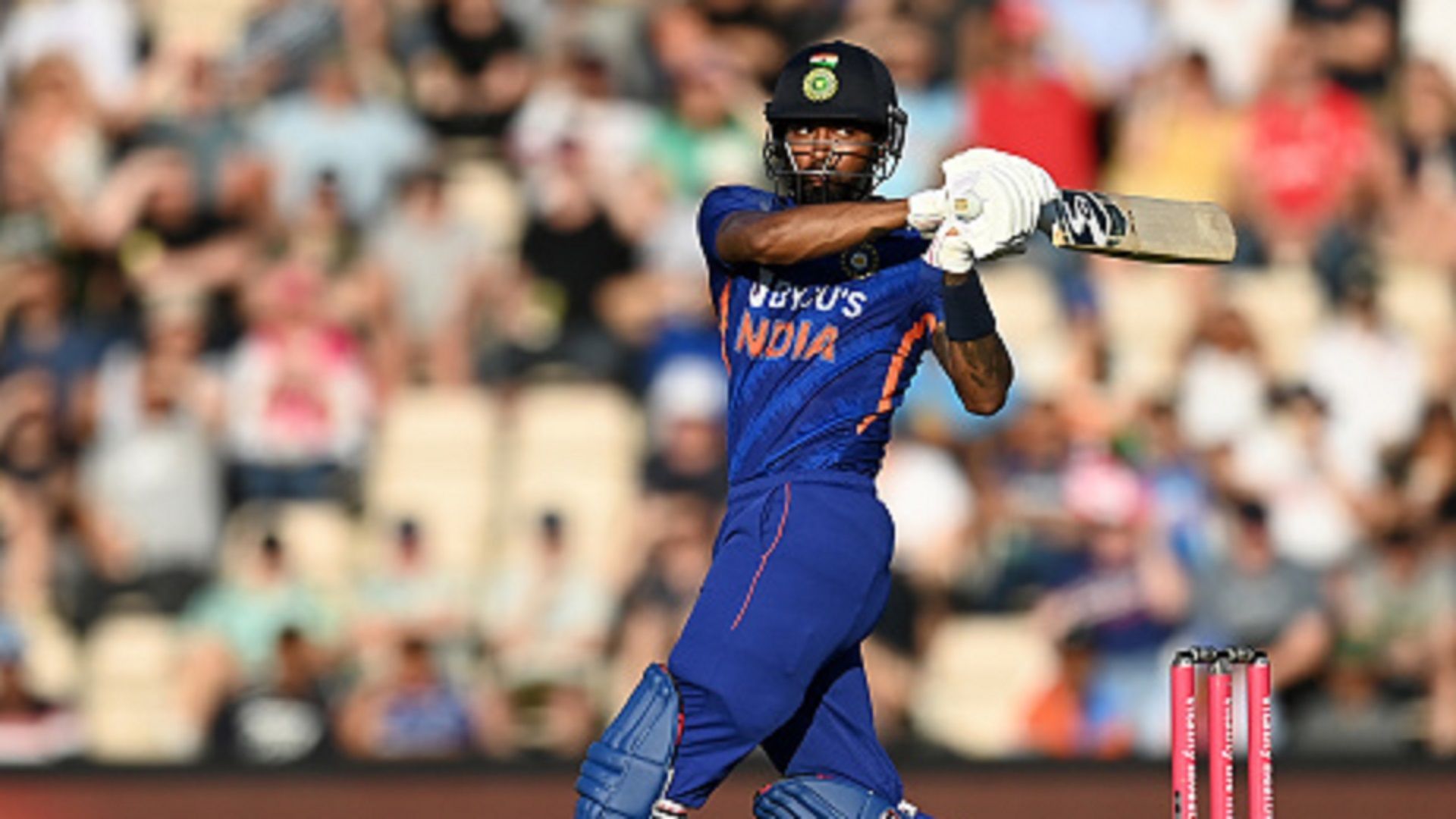 Ind vs Eng : इंग्लैंड में गेंद और बल्ले से धमाल मचाने के बाद हार्दिक पंडया का बड़ा बयान, कहा - कामयाबी और नाकामी से...