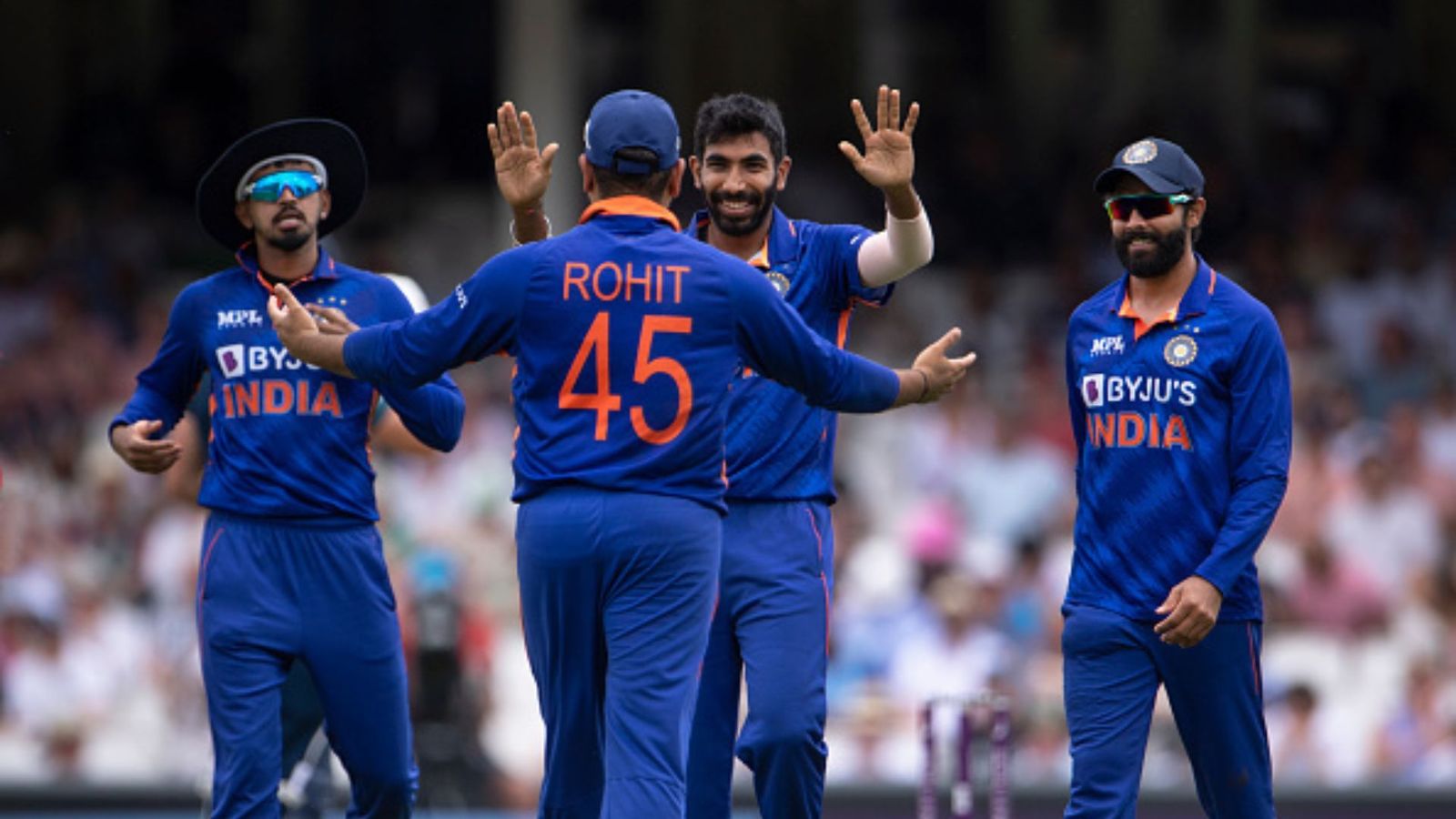 टीम इंडिया का वेस्ट इंडीज दौरे के लिए ऐलान, नहीं खेलेंगे विराट कोहली टीम इंडिया का वेस्ट इंडीज दौरे के लिए ऐलान, नहीं खेलेंगे विराट कोहली