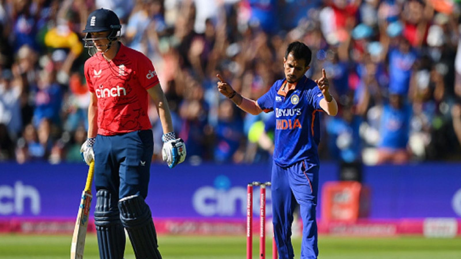 Ind vs Eng : भारत के खिलाफ सीरीज के बीच इंग्लैंड टीम से बाहर हुई ये तिकड़ी, एक को था डेब्यू का इंतजार Ind vs Eng : भारत के खिलाफ सीरीज के बीच इंग्लैंड टीम से बाहर हुई ये तिकड़ी, एक को था डेब्यू का इंतजार