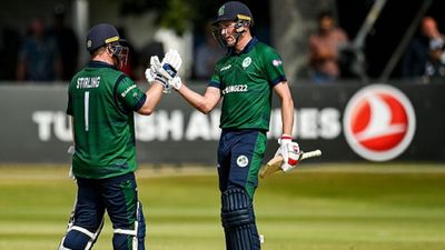 IRE vs NZ : स्टर्लिंग और हैरी के शतक पर फिरा पानी, न्यूजीलैंड ने आयरलैंड को एक रन से हराया SportsTak Hindi