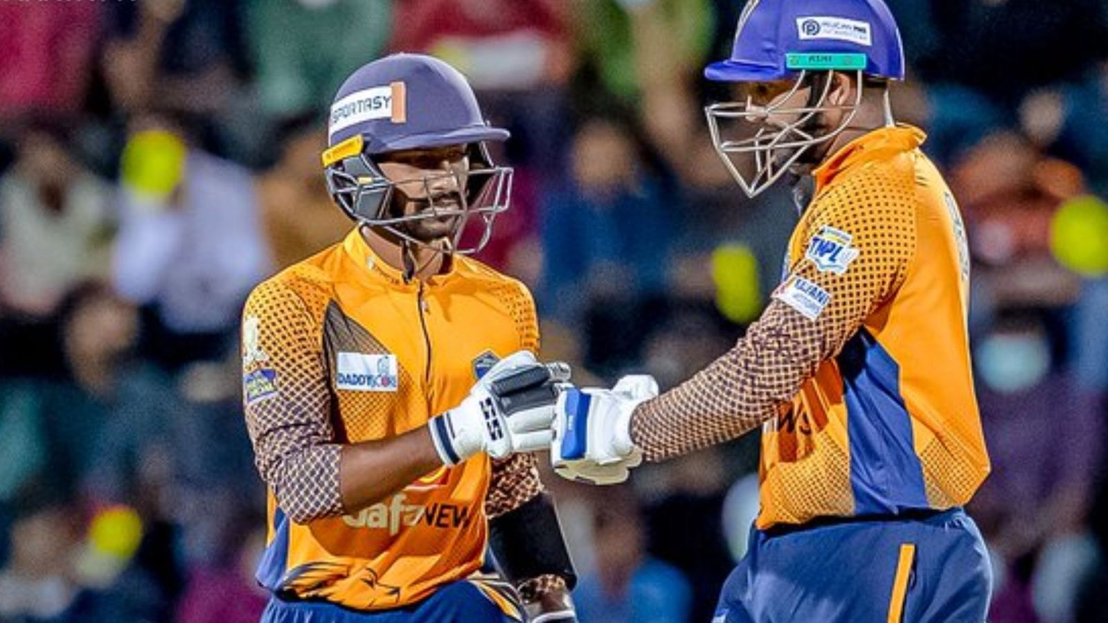 जिसे IPL 2022 में झेलनी पड़ी बेकद्री उसने काटा बवाल, मुंबई इंडियंस के खिलाड़ी के साथ मिलकर 98 गेंद में मारे 209 रन जिसे IPL 2022 में झेलनी पड़ी बेकद्री उसने काटा बवाल, मुंबई इंडियंस के खिलाड़ी के साथ मिलकर 98 गेंद में मारे 209 रन