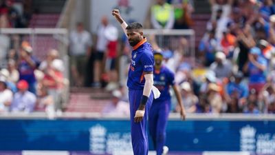 IND vs ENG: छा गए पावर पैक पंड्या, ऑलराउंड प्रदर्शन कर गांगुली- युवराज की इस लिस्ट में हुए शामिल SportsTak Hindi