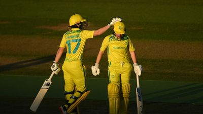 CWG 2022: 9 बल्लेबाजों ने मिलकर बनाए सिर्फ 27 रन, 49 गेंद में जीते कंगारू, सेमीफाइनल में की एंट्री SportsTak Hindi