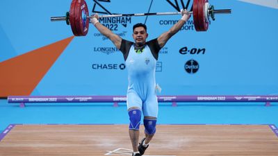 CWG 2022: वेटलिफ्टिंग में 1 किलो से टूटा भारत का दिल, अजय सिंह मेडल से चूके SportsTak Hindi