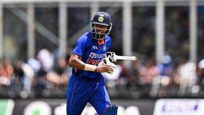WI vs IND: आखिरी टी20 में टीम की कमान संभालने वाले हार्दिक पंड्या ने कप्तानी पर दिया बड़ा बयान, कहा- मैं बहुत ज्यादा... SportsTak Hindi