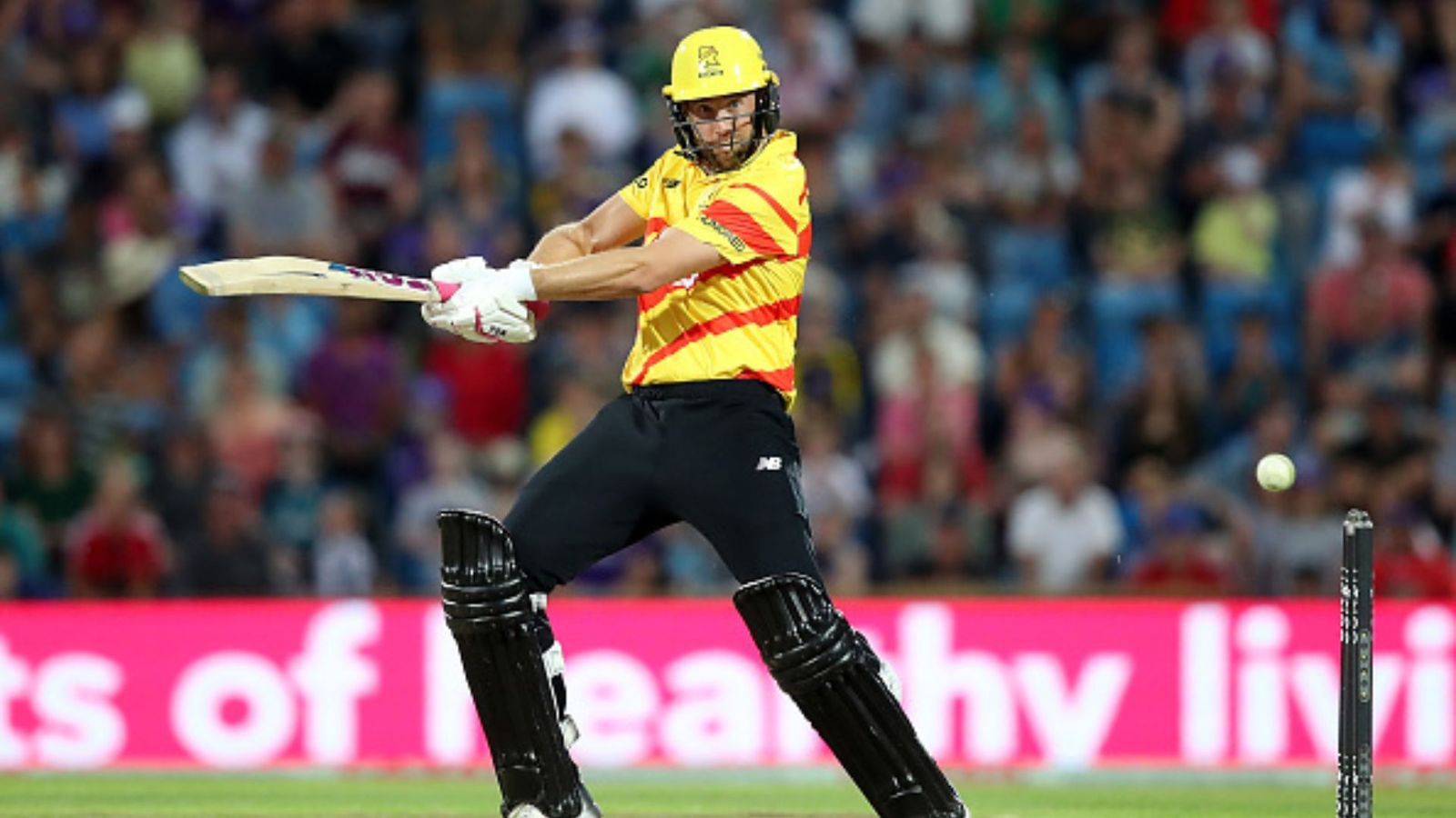 IPL 2022 में टीमों ने नहीं दिखाई थी रुचि, डुप्लेसी की टीम के खिलाफ अब चौकों- छक्कों से मचा दी तबाही IPL 2022 में टीमों ने नहीं दिखाई थी रुचि, डुप्लेसी की टीम के खिलाफ अब चौकों- छक्कों से मचा दी तबाही