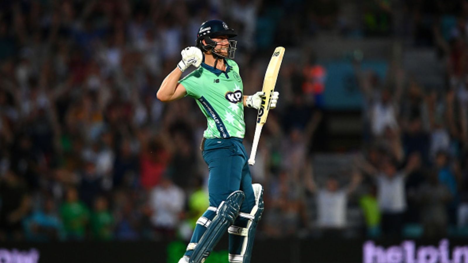 इंग्लैंड के बल्लेबाज की आंधी, सिर्फ चौके- छक्कों से बना डाले 88 रन, उड़ाया द हंड्रेड का सबसे तेज सैकड़ा इंग्लैंड के बल्लेबाज की आंधी, सिर्फ चौके- छक्कों से बना डाले 88 रन, उड़ाया द हंड्रेड का सबसे तेज सैकड़ा