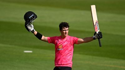 पुजारा के साथी ने वनडे कप में ठोका दोहरा शतक, 11 छक्के और 18 चौके जड़कर 201 रनों से दिलाई जीत SportsTak Hindi