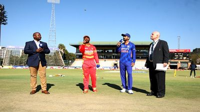 IND vs ZIM : टीम इंडिया ने जीता टॉस, 6 महीने बाद वापसी करने वाला खिलाड़ी 'Playing XI' से हुआ बाहर  SportsTak Hindi