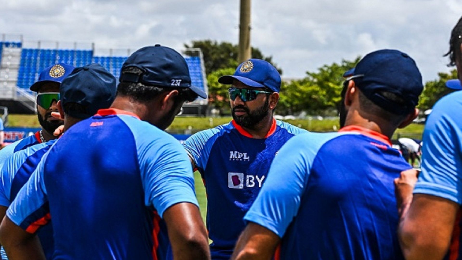 Asia Cup : रोहित शर्मा की कप्तानी में रिकॉर्ड 8वीं बार खिताब जीतने उतरेगी टीम इंडिया, जानिए शेड्यूल, स्क्वॉड और रिकॉर्ड