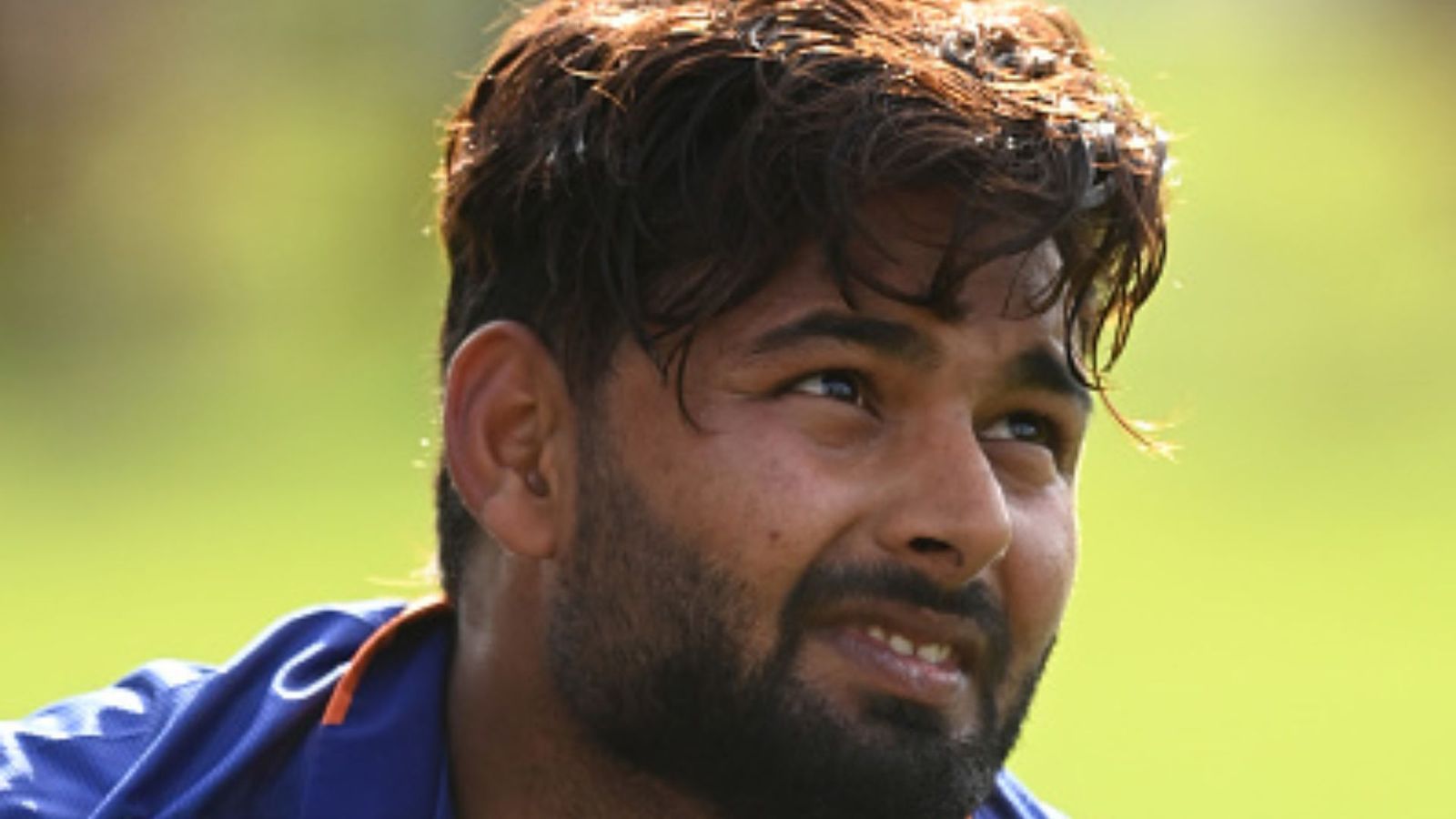 पंत को नहीं मिली प्लेइंग 11 में जगह तो भड़क उठे फैंस, इस खिलाड़ी पर जमकर किया कटाक्ष पंत को नहीं मिली प्लेइंग 11 में जगह तो भड़क उठे फैंस, इस खिलाड़ी पर जमकर किया कटाक्ष