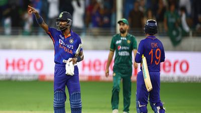 ICC Ranking : पाकिस्तान के खिलाफ धमाकेदार प्रदर्शन से हार्दिक को लंबी छलांग, टॉप-5 में हुए शामिल SportsTak Hindi
