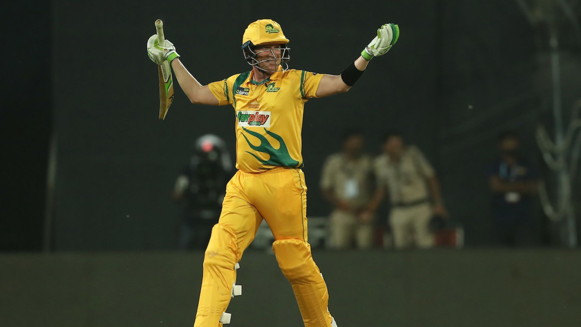 आखिरी ओवर में चाहिए थे 21 रन, ऑस्ट्रेलियाई कीपर ने छक्के-चौके बरसाकर पलटा मैच, टूटा बांग्लादेश का दिल