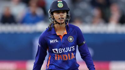 स्मृति मांधना को अंग्रेजों की धुनाई का मिला फायदा, ICC Rankings में टॉपर बनने के करीब पहुंची SportsTak Hindi