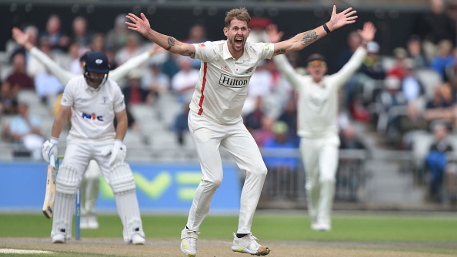 बॉलर्स ने बरपाया कहर! डेढ़ दिन में निपट गईं 2 टीमों की 4 पारियां, 7 रन पर 6 विकेट गंवाने टीम को मिली जीत बॉलर्स ने बरपाया कहर! डेढ़ दिन में निपट गईं 2 टीमों की 4 पारियां, 7 रन पर 6 विकेट गंवाने टीम को मिली जीत