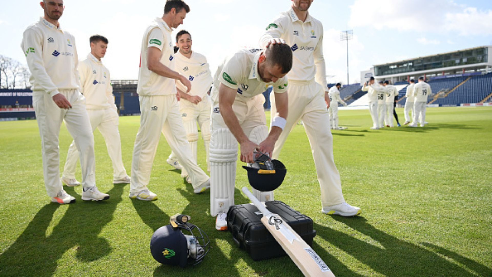 30 साल के बल्लेबाज ने ठोका रिकॉर्डतोड़ तिहरा शतक, डेढ़ दिन तक की बैटिंग, बरसाए 40 चौके-4 छक्के