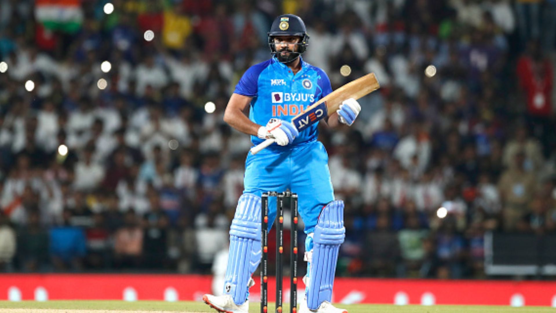 Ind vs Aus : रोहित की तूफानी पारी से 8 ओवर के मैच में जीता भारत, ऑस्ट्रेलिया को 6 विकेट से दी मात 