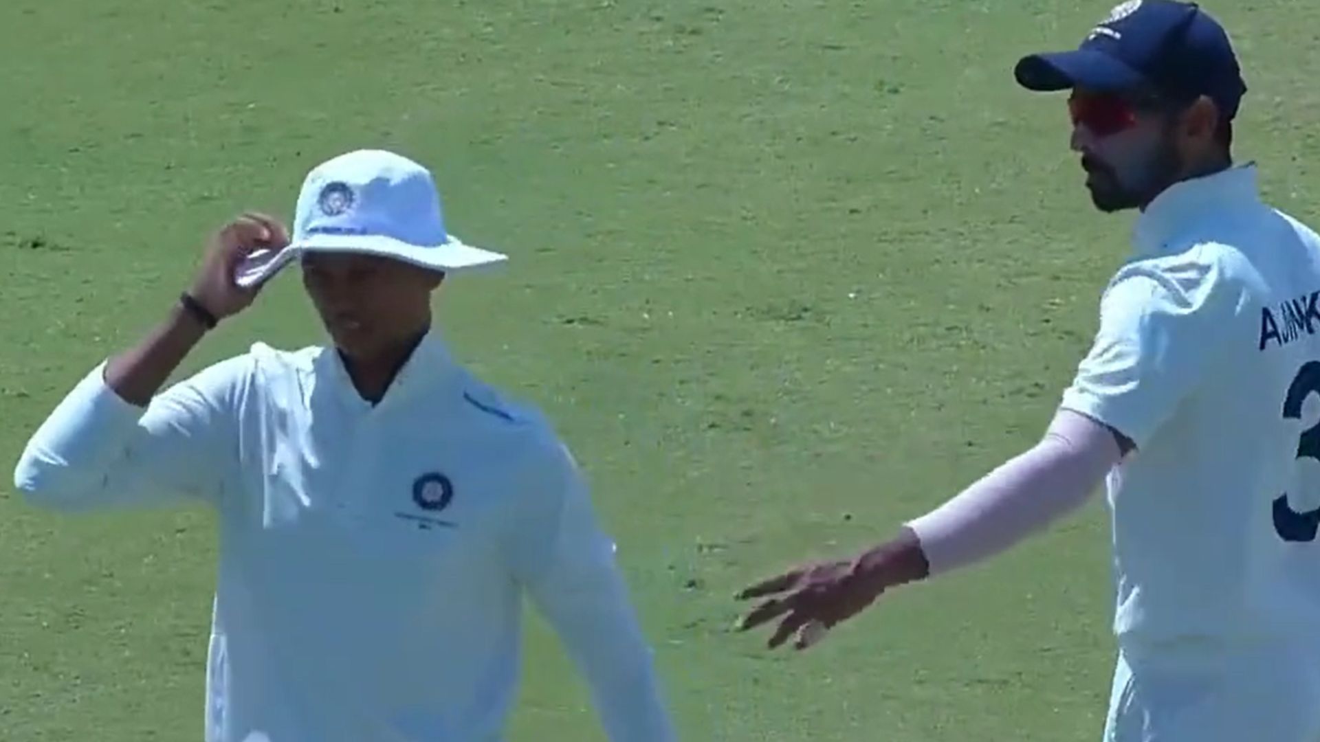 265 रनों की पारी खेलने वाले बल्लेबाज को रहाणे ने Live मैच से क्यों किया बाहर, देखें Video