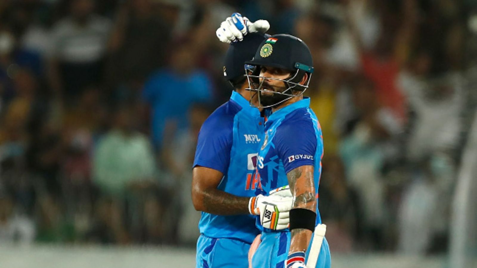 सूर्या-कोहली के तूफान में उड़ा ऑस्ट्रेलिया, दुनिया की नंबर वन टीम भारत ने वर्ल्ड चैंपियन को चटाई धूल सूर्या-कोहली के तूफान में उड़ा ऑस्ट्रेलिया, दुनिया की नंबर वन टीम भारत ने वर्ल्ड चैंपियन को चटाई धूल