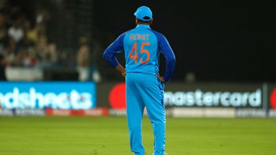 IND vs AUS: रोहित शर्मा को हराना हुआ मुश्किल, 11 महीनों में जीती लगातार नौवीं सीरीज SportsTak Hindi