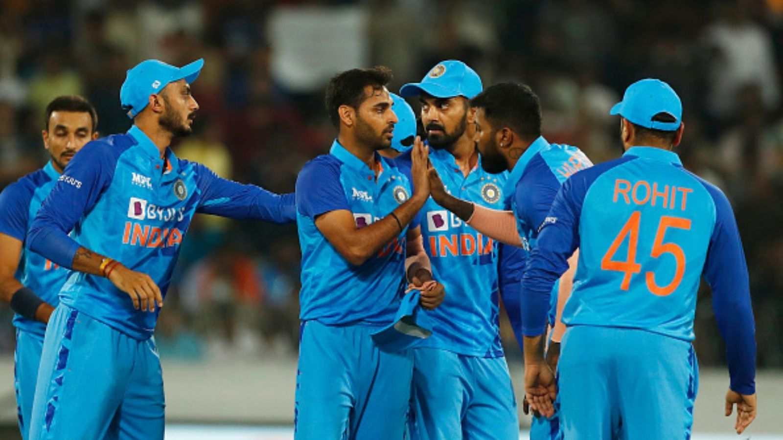 टीम इंडिया बनी टी20 क्रिकेट की बादशाह, तोड़ डाला पाकिस्तान का बड़ा रिकॉर्ड टीम इंडिया बनी टी20 क्रिकेट की बादशाह, तोड़ डाला पाकिस्तान का बड़ा रिकॉर्ड