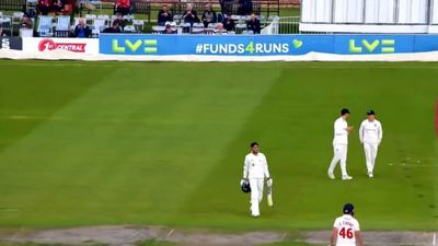 शुभमन गिल का काउंटी क्रिकेट में धमाल, जड़ा ताबड़तोड़ शतक, पाकिस्तानी गेंदबाज को भी धुना SportsTak Hindi