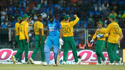 IND vs SA Preview: साउथ अफ्रीका के खिलाफ पहली टी20 सीरीज जीत दर्ज करना चाहेगी रोहित एंड कंपनी, पंत- कार्तिक पर होंगी सभी की नजरें SportsTak Hindi