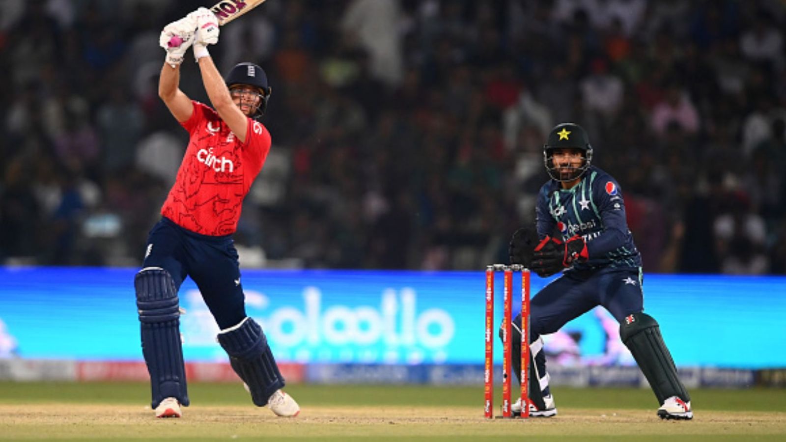 Pak vs Eng : लाहौर में मलान के धमाके से इंग्लैंड ने पाकिस्तान को 67 रनों से रौंदा, 17 साल बाद अंग्रेजों ने जीती सीरीज Pak vs Eng : लाहौर में मलान के धमाके से इंग्लैंड ने पाकिस्तान को 67 रनों से रौंदा, 17 साल बाद अंग्रेजों ने जीती सीरीज