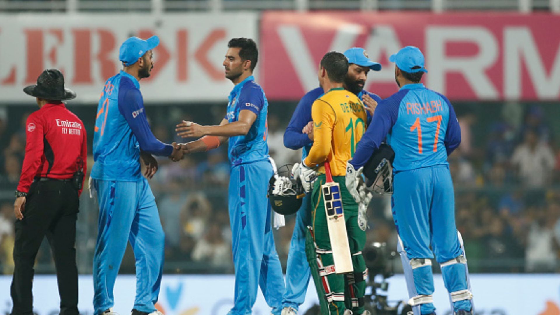 IND vs SA : टीम इंडिया को झटका, अब भरोसेमंद खिलाड़ी चोट के चलते बाहर, विराट-राहुल को आराम समेत हुए 3 बदलाव