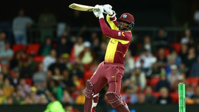 वेस्टइंडीज के बल्लेबाज का तूफान, ग्रीन की गेंद पर जड़ डाला 105 मीटर लंबा छक्का SportsTak Hindi