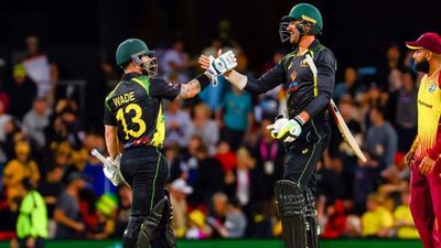 AUS vs WI: फॉर्म में लौटे फिंच, आखिरी ओवर के रोमांच में कंगारुओं ने वेस्टइंडीज को 3 विकेट से पीटा SportsTak Hindi