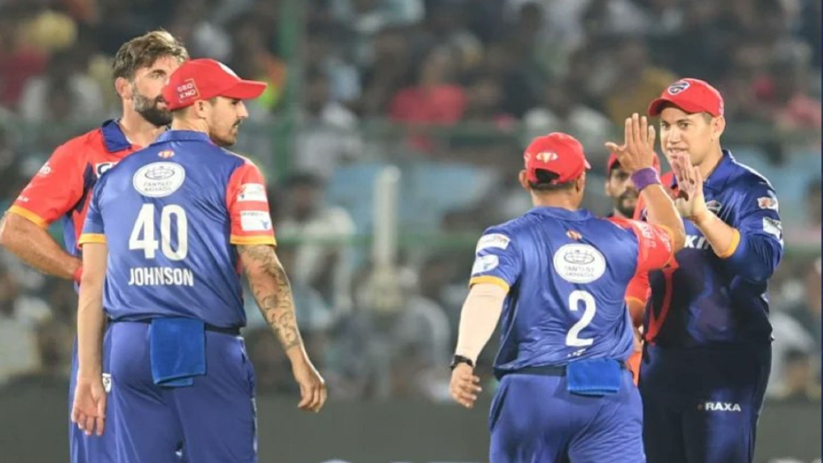 LLC, Final T20 : रॉस टेलर के धमाके से चैंपियन बनी गौतम गंभीर की इंडिया, इरफ़ान की टीम को 104 रनों से रौंदा LLC, Final T20 : रॉस टेलर के धमाके से चैंपियन बनी गौतम गंभीर की इंडिया, इरफ़ान की टीम को 104 रनों से रौंदा