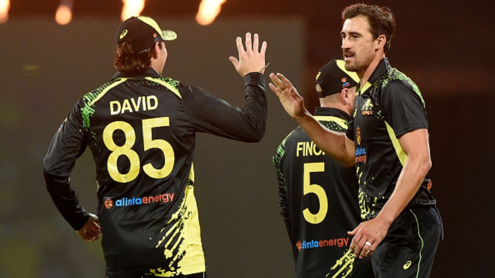 AUS vs WI: वर्ल्ड चैंपियन ऑस्ट्रेलिया ने टी20 वर्ल्ड कप से पहले दिखाया दम, दो बार के विजेता वेस्ट इंडीज का किया सफाया AUS vs WI: वर्ल्ड चैंपियन ऑस्ट्रेलिया ने टी20 वर्ल्ड कप से पहले दिखाया दम, दो बार के विजेता वेस्ट इंडीज का किया सफाया