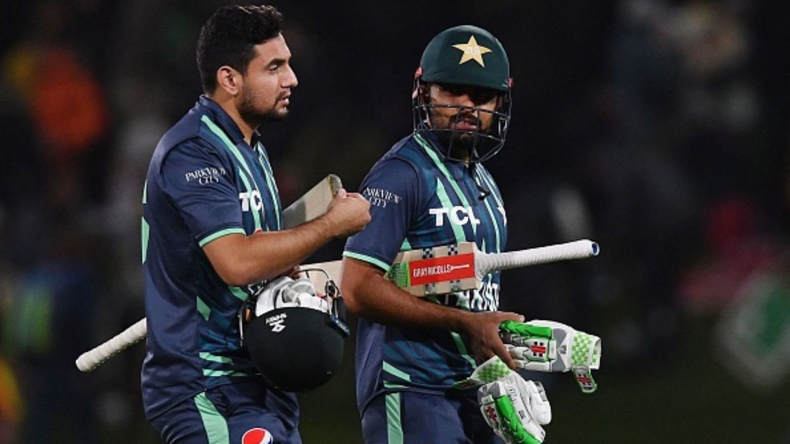 न्यूजीलैंड पर बरसा बाबर आजम का बल्ला, ठोकी तूफानी फिफ्टी, पाकिस्तान लगातार दूसरा मैच जीता न्यूजीलैंड पर बरसा बाबर आजम का बल्ला, ठोकी तूफानी फिफ्टी, पाकिस्तान लगातार दूसरा मैच जीता