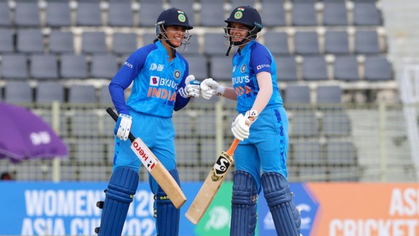 पाकिस्तान से हार के बाद जीत की राह पर टीम इंडिया, जानिए स्मृति मांधना ने बांग्लादेश को हराकर क्या कहा पाकिस्तान से हार के बाद जीत की राह पर टीम इंडिया, जानिए स्मृति मांधना ने बांग्लादेश को हराकर क्या कहा